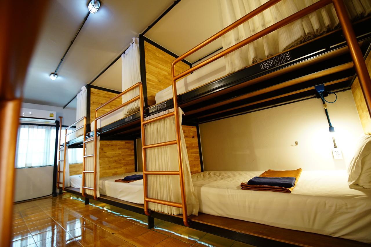 Sleep Owl Hostel Bangkok Exterior foto